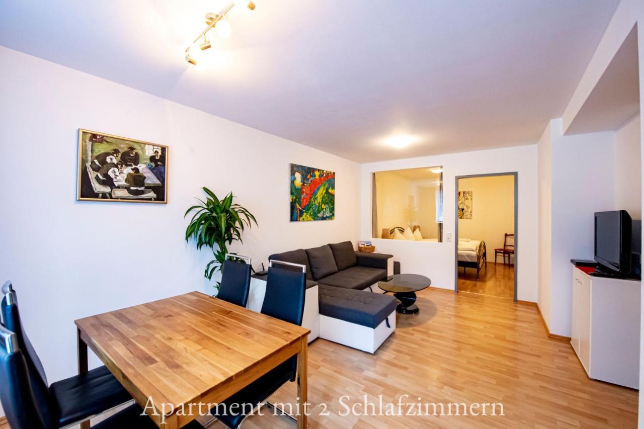 Astoria Apartments Schruns Buitenkant foto